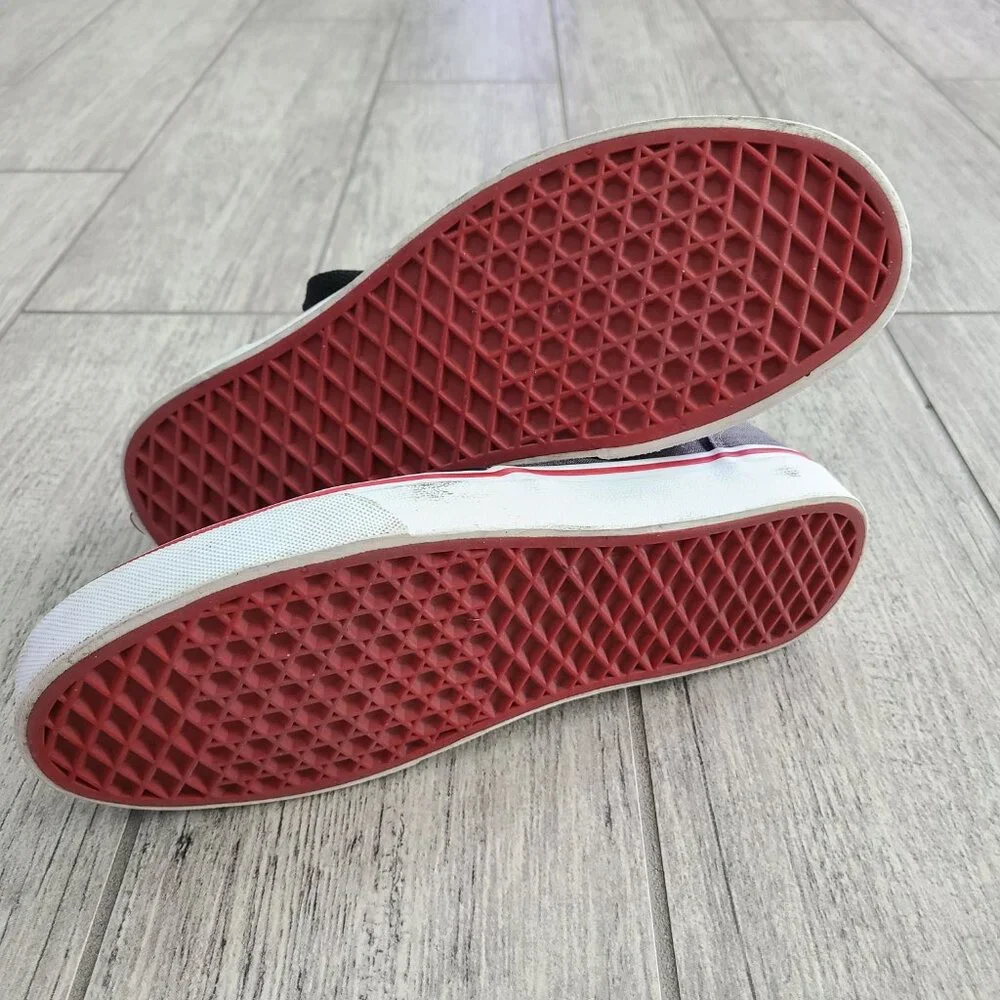 Vans mens Atwood textile black grey and red low top canvas sneakers size 7